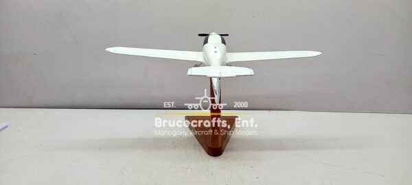 Diamond DA20 Katana  Fliegerschule Birrfeld AG HB-SCN - Image 4